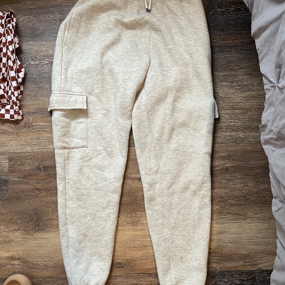 trained by jp x Melissa Cargo Joggers w/ Pockets - Picture 3 of 3